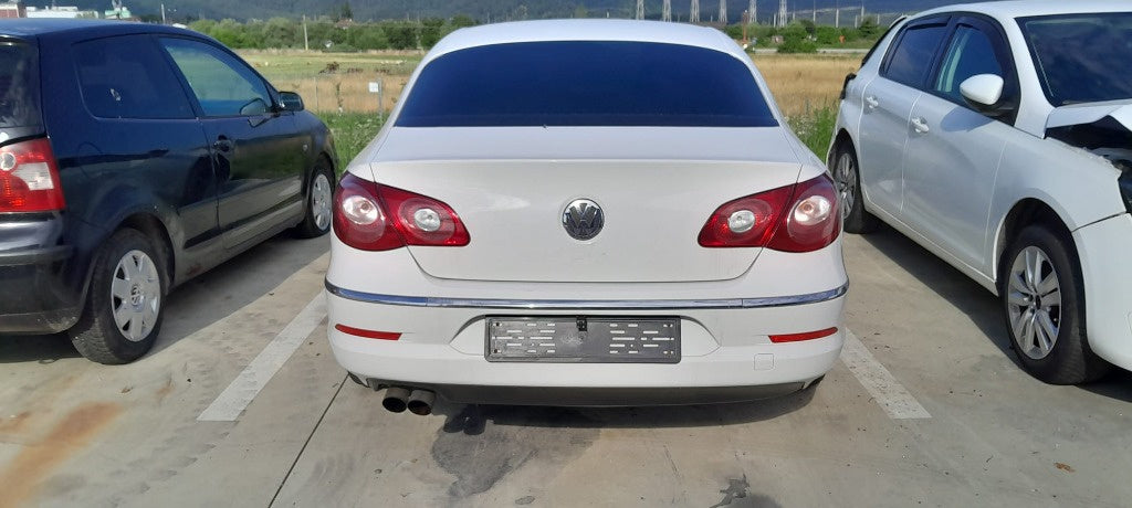 Dezmembram VW Passat CC 1.8 TSI CDAA cod cutie MUJ