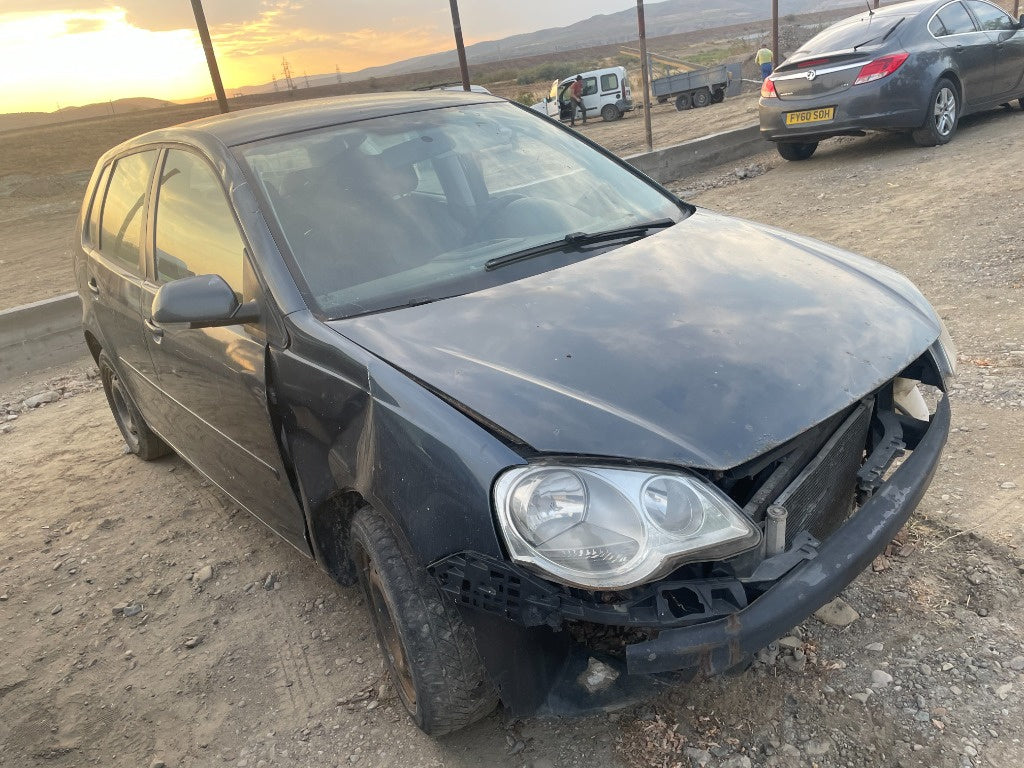 Dezmembram VW Polo 1.4 BKY