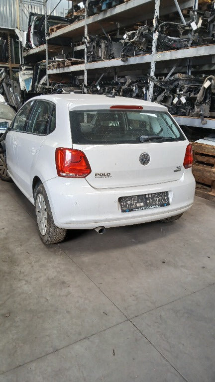 Dezmembram VW Polo. 1.6 TDI. 90 CP. CAYB, an fabricație 2014