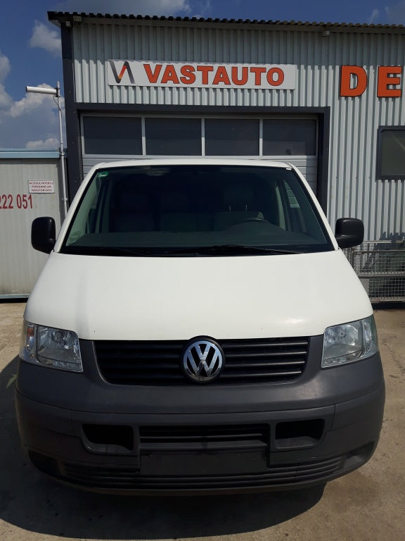 Dezmembram VW T5 1.9 tdi