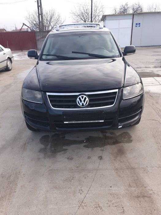 Dezmembram vw touareg 2.5 tdi cod motor BAC suspensie pe perne. Motor