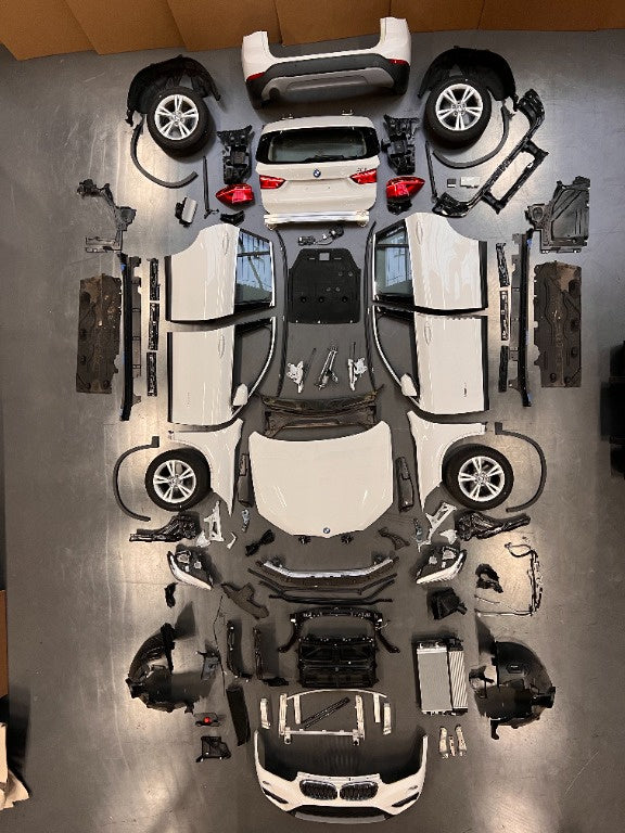 Dezmembrari BMW X1 F48 din 2019 la 0 km faruri led navi mare jante R17