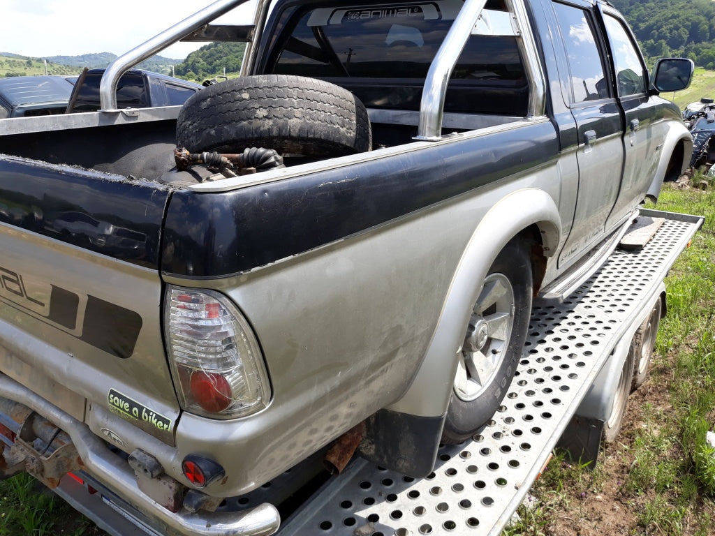 Dezmembrari dezmembrari mitsubishi l200 l 200 an 2003 motor 2500