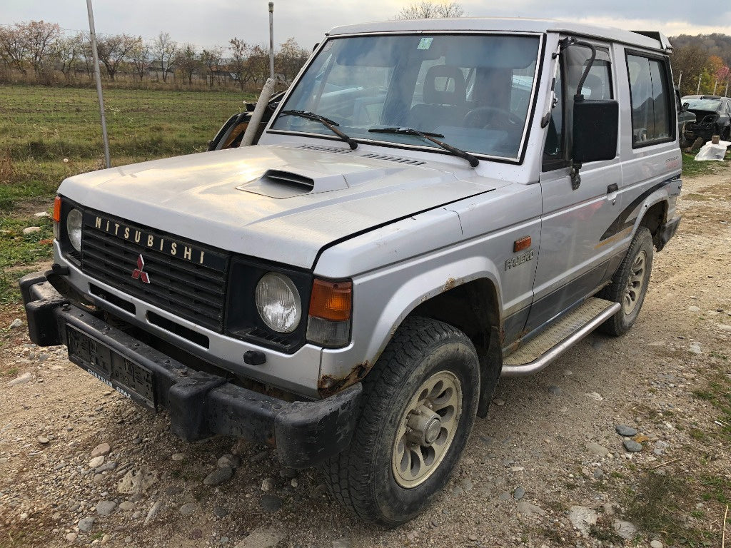 Dezmembrari dezmembrari piese dez mitsubishi pajero mk1 2,5diesel 4x4 volan stanga