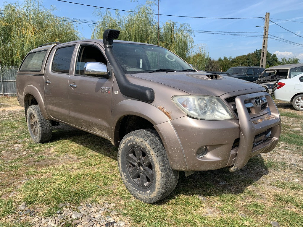 Dezmembrari Dezmembrari Piese piesa Dez Toyota Hilux 2009 3.0diesel 4x4 manuala si automata