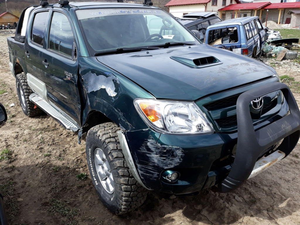 Dezmembrari dezmembrari toyota hilux 2007 euro 4 2500cmc