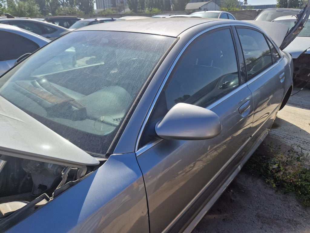 Dezmembrari Dezmembrez AUDI A8 Quattro D2 3.0 DIESEL 2004