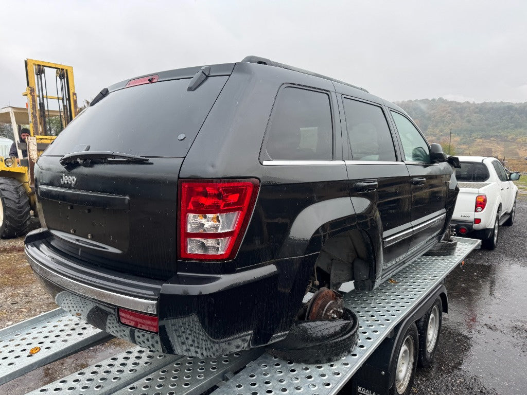 Dezmembrari Dezmembrez Piese piesa Dez Jeep Grand Cherokee 3.0 diesel an 2007
