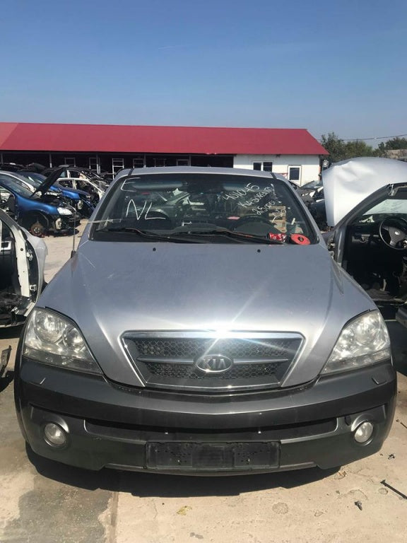 Dezmembrari Kia Sorento 2.5 103kw 140cp cutie automata an 2005