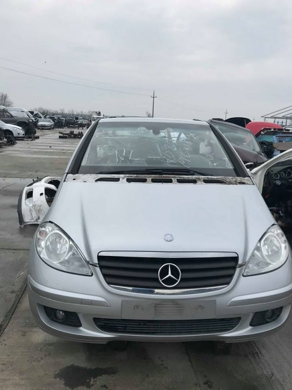 Dezmembrari Mercedes A150 w169 2005