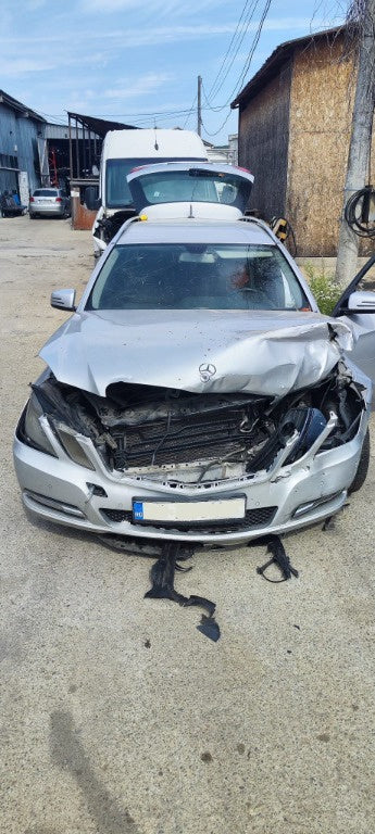 Dezmembrari Mercedes-Benz E-Class 200 CDI W212 motor OM 651925 100Kw / 136cp an 2013