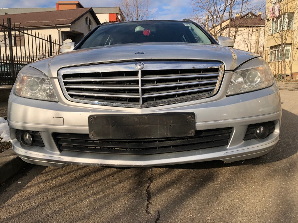 Dezmembrari Mercedes C class C220 CDI w204 2008