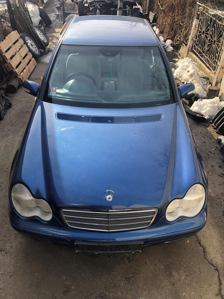Dezmembrari Mercedes C Class Kompressor w203 2001