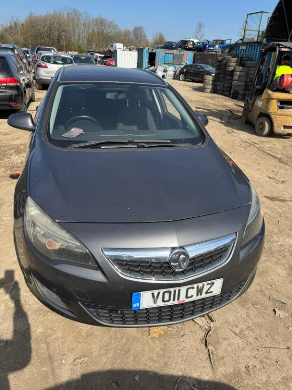 Dezmembrari Opel Astra J 1.7CDTI cod motor A17DTJ transmisie manuala 6+1 an de fabricatie 2011