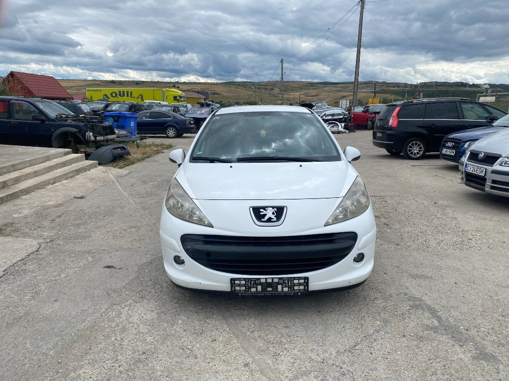 Dezmembrari peugeot 207 motor 1,4 hdi anul 2006 tip motor 8HZ