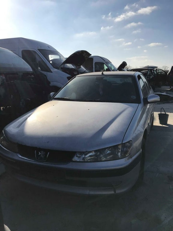 Dezmembrari Peugeot 406 2.0 HDI RHZ 2002