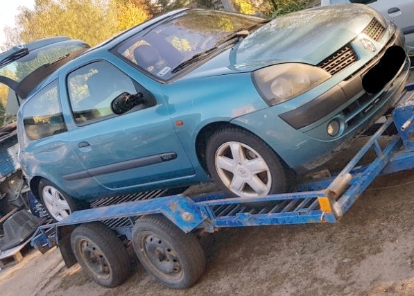 Dezmembrari Renault Clio 2, an 2002