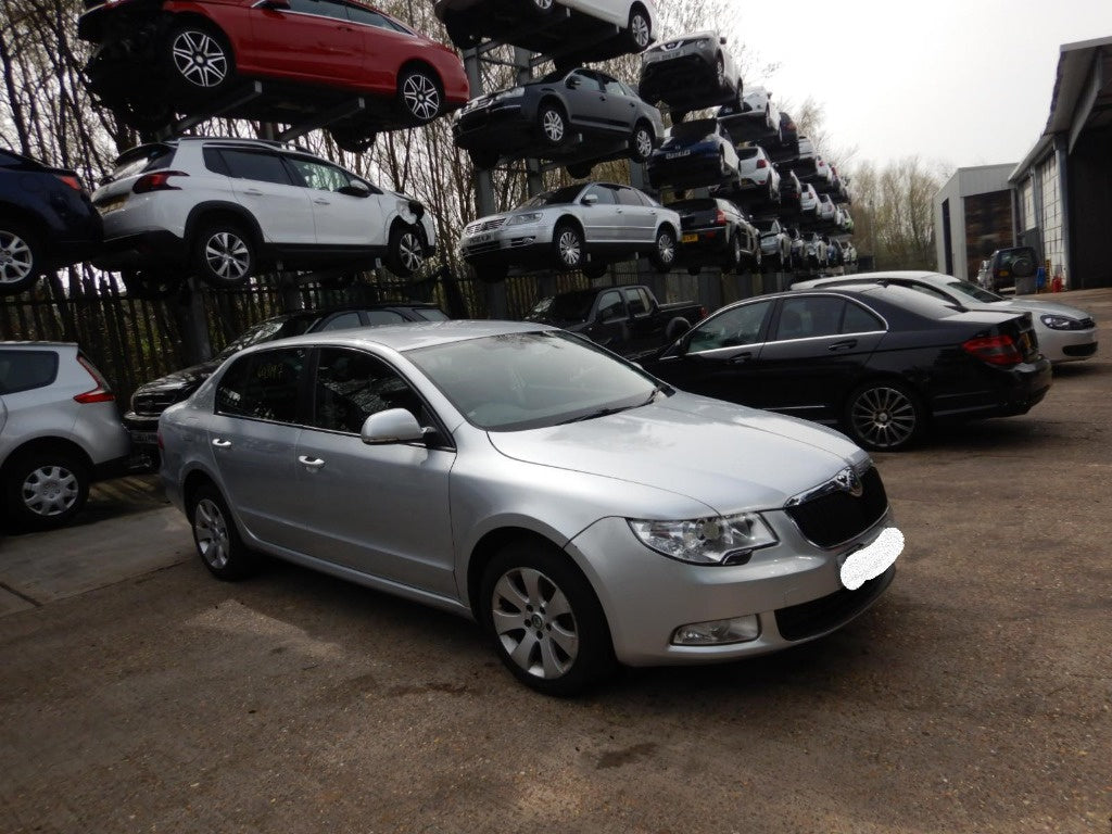 Dezmembrari Skoda Superb 2 2013 Berlina 1.6 TDI