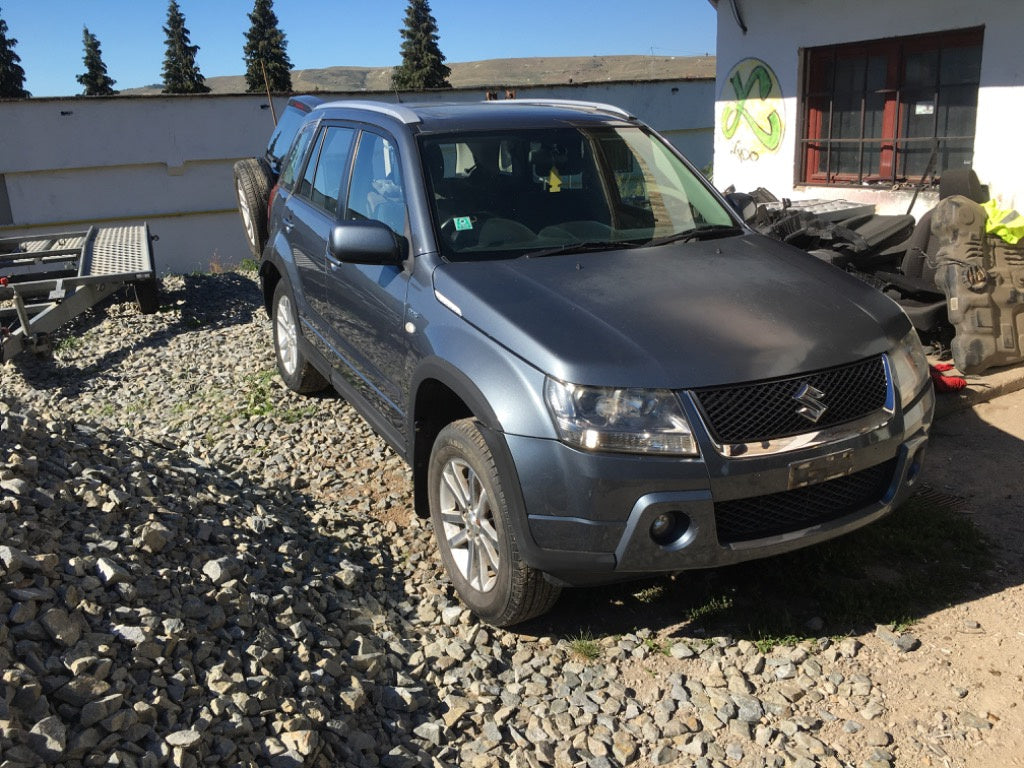 Dezmembrari suzuki grand vitara ,bara,far,capota,usa,haion,injector,cutie,cardan,diferential,stop,planetare
