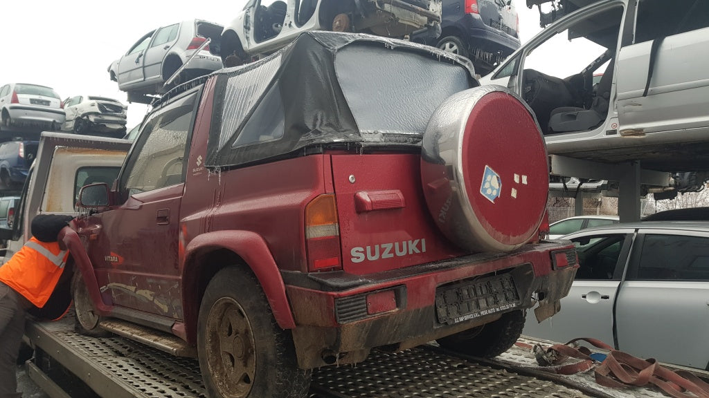 Dezmembrari Suzuki Vitara 1.6S, an 1992