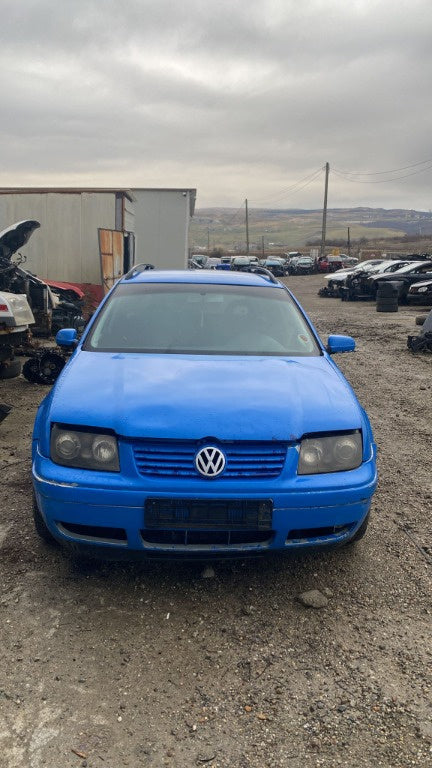 Dezmembrari volkswagen bora 4x4 1,9 tdi anul 2001 tip motor ASJ