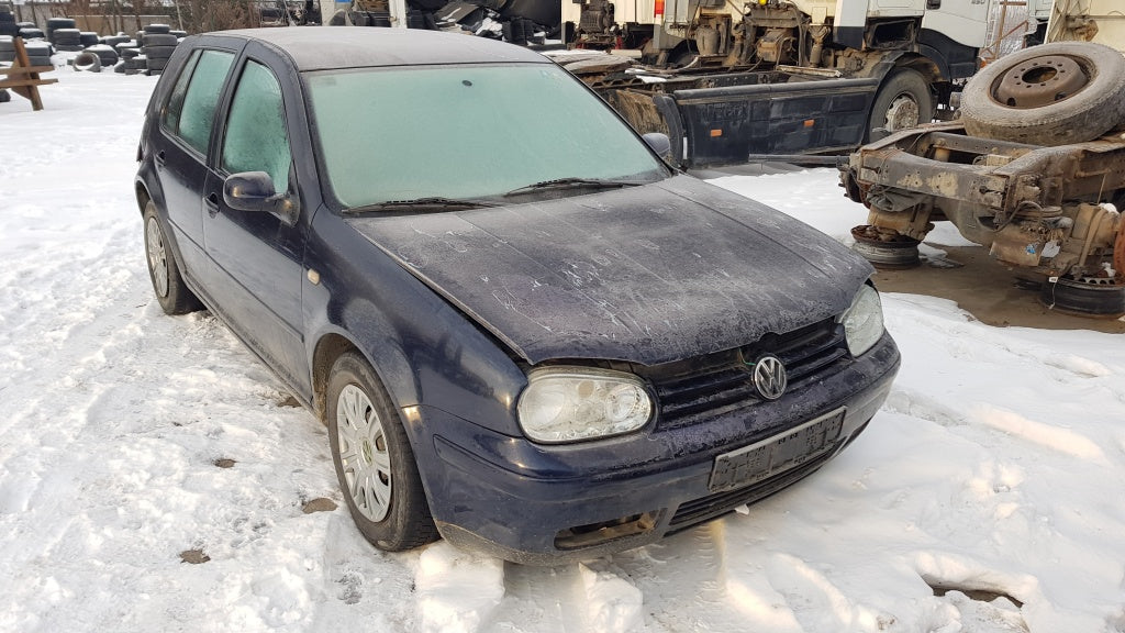 Dezmembrari Volkswagen Golf 4, 1.6S 16V, automat