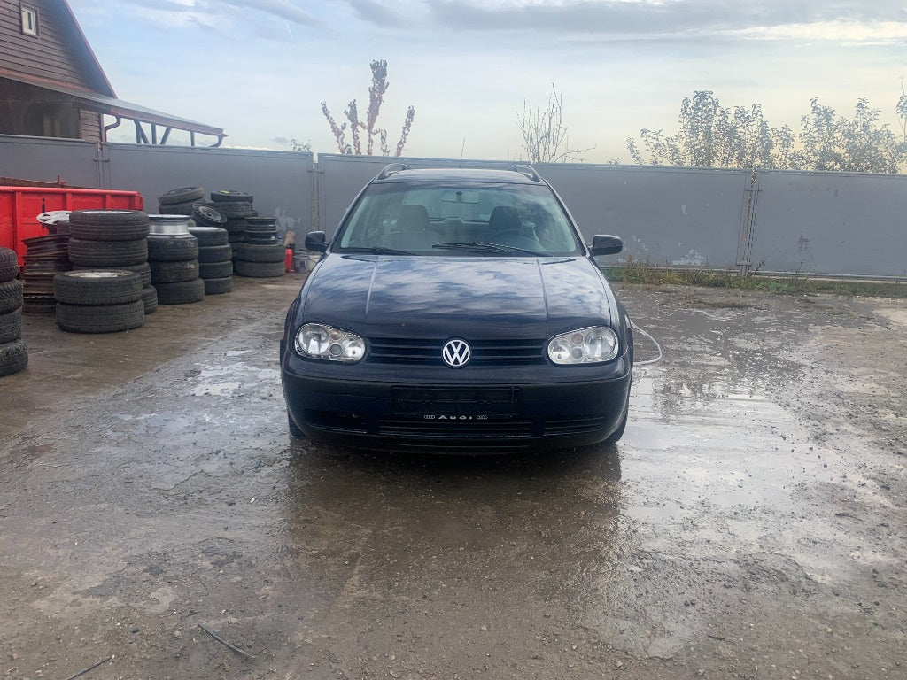 Dezmembrari volkswagen golf 4 anul 2001 motor 1,6 benzina tip motor aus