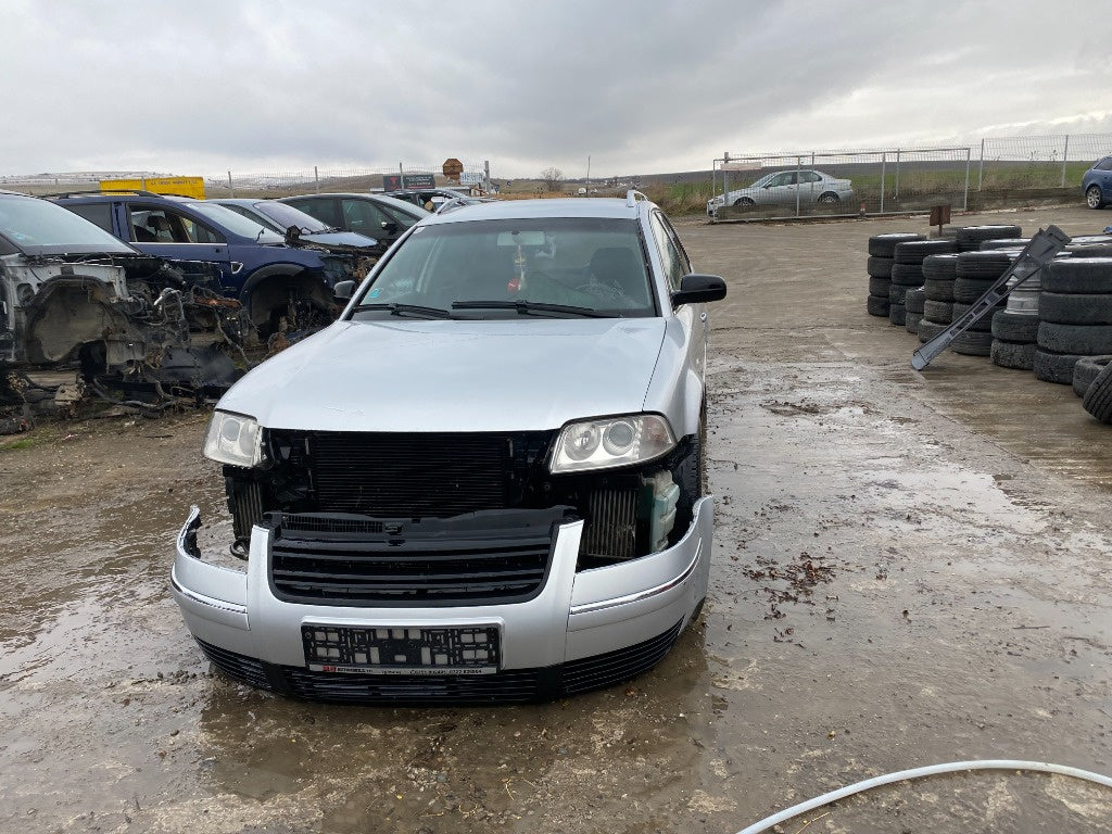 Dezmembrari volkswagen passat 2,5 tdi anul 2003 tip motor AKN
