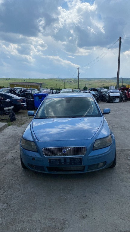 Dezmembrari volvo v50 anul 2004 motor 2.0 diesel tip D4202T