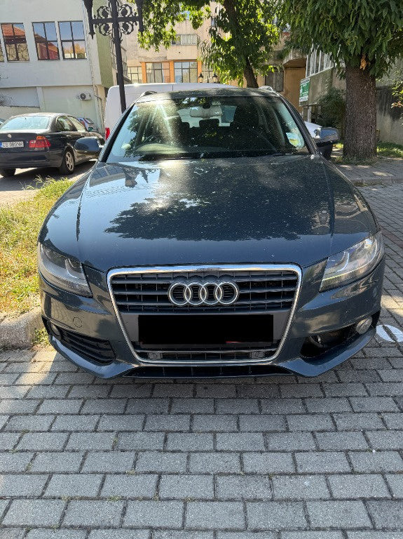 Dezmembreaza Audi A4 B8 Avant din 2009 2.0 TDI CAGA