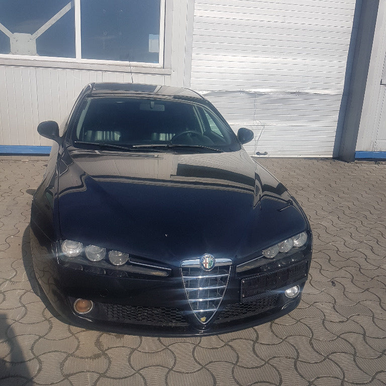 Dezmembrez Alfa Romeo 159 2006 Berlina 1.9 JTD, 88 kw, E4