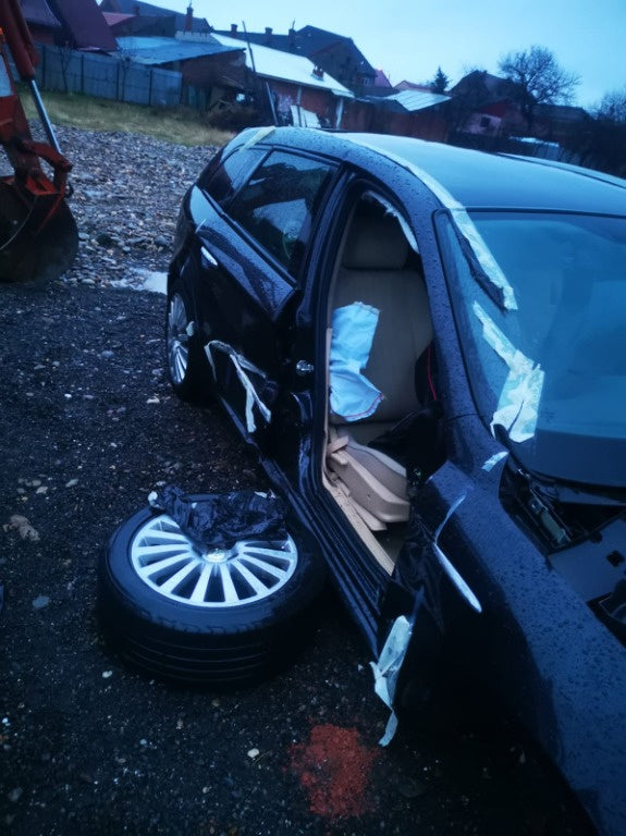 Dezmembrez Alfa Romeo 159 2006 break 1.9
