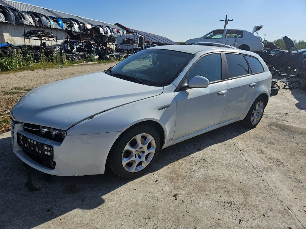 Dezmembrez Alfa Romeo 159 Sportwagon 1.9 JTD.M din 2006 2007 2008