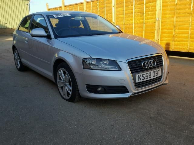 Dezmembrez Audi A3 2.0tfsi