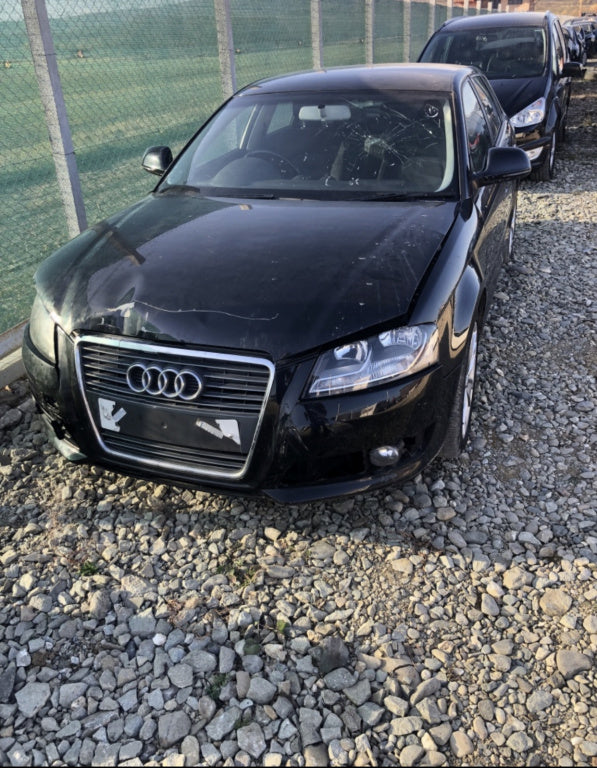 Dezmembrez Audi A3 8P 2010 Hatchback 1.6
