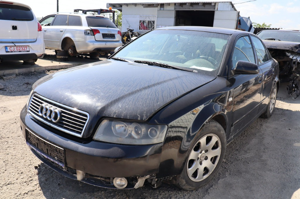 Dezmembrez Audi A4 , 1.9 TDI, 2002