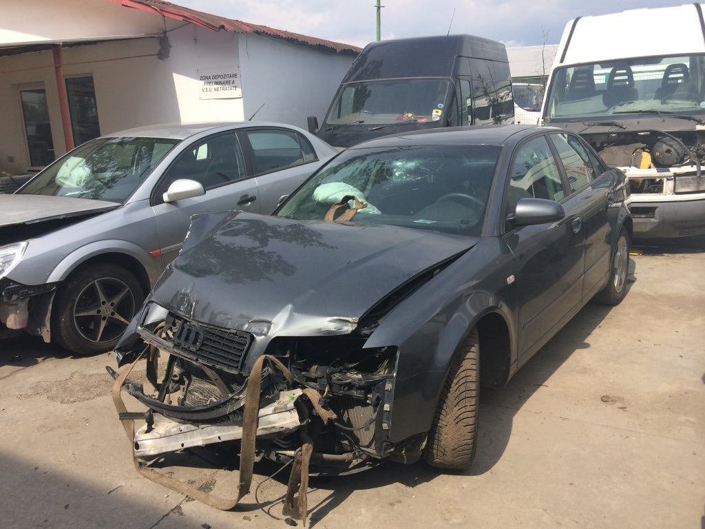 Dezmembrez Audi A4 , 1.9TDI , an fabr 2005