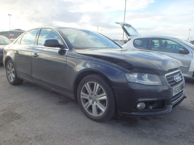 Dezmembrez Audi a4 2.0tdi caga