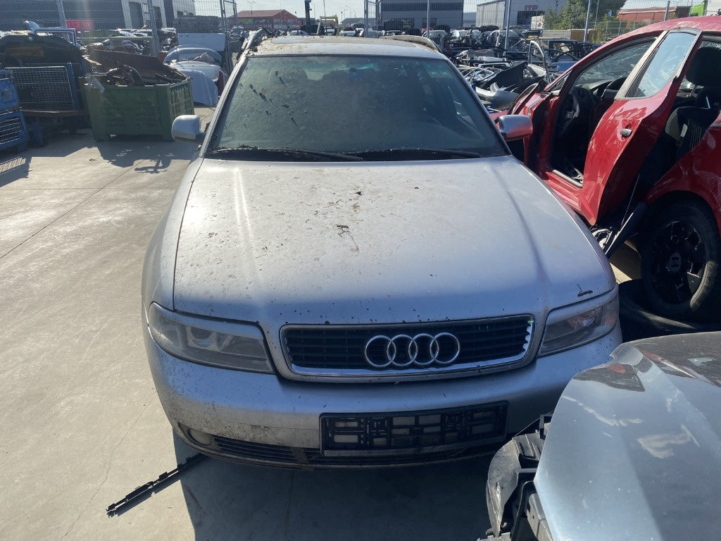 Dezmembrez Audi A4 Avant (8D5, B5) 1.9 TDI 2000, AJM
