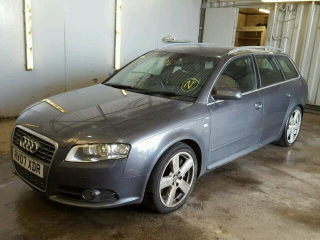 Dezmembrez Audi A4 Avant (B7), 1.9 tdi