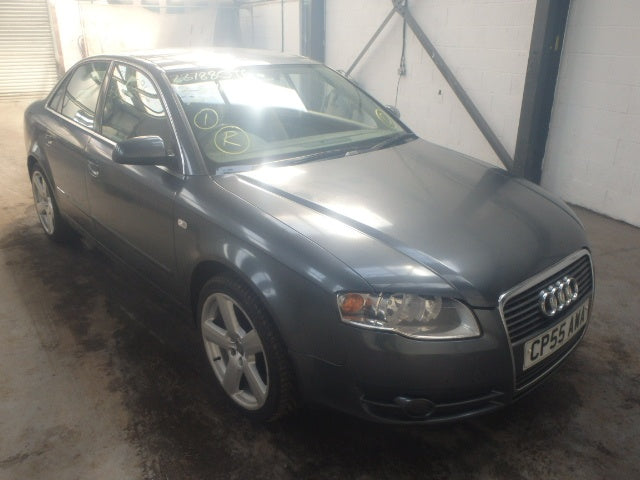 Dezmembrez Audi A4 (B7), 2.0tdi, BLB, orice piesa!