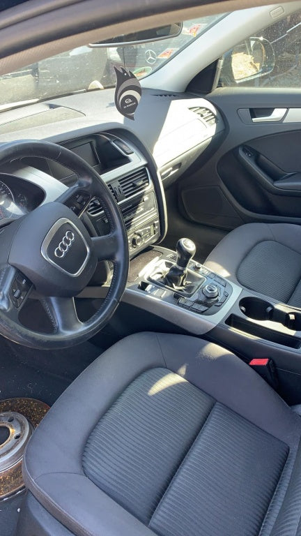 Dezmembrez Audi A4 B8 2009 Avant 2.0 TDI