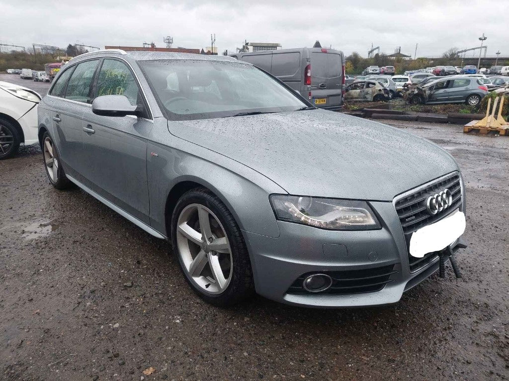 Dezmembrez Audi A4 B8 2009 AVANT QUATTRO CAHA 2.0 TDI 170Hp