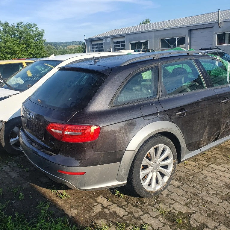 Dezmembrez AUDI A4 b8 5 , AN FAB.2015 ,2.0DISEL, Cod motor CNHA , 149KW, E6, CV AUTOMATA, PJV