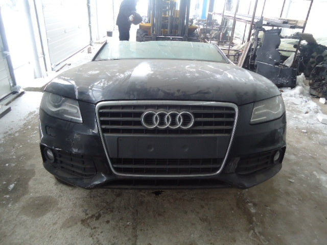 Dezmembrez Audi A4 B8 din 2009-2012, 2.0 tdi