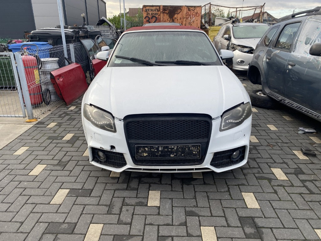 Dezmembrez Audi A4 Cabriolet (8H7) 2.5 TDI 2003, BFC