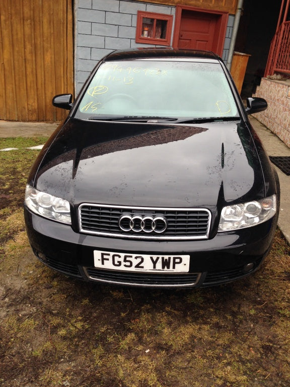 Dezmembrez audi A4 motor 1.9 TDI an 2003
