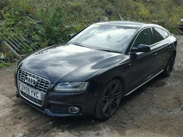 Dezmembrez Audi A5 2009 2.0tdi