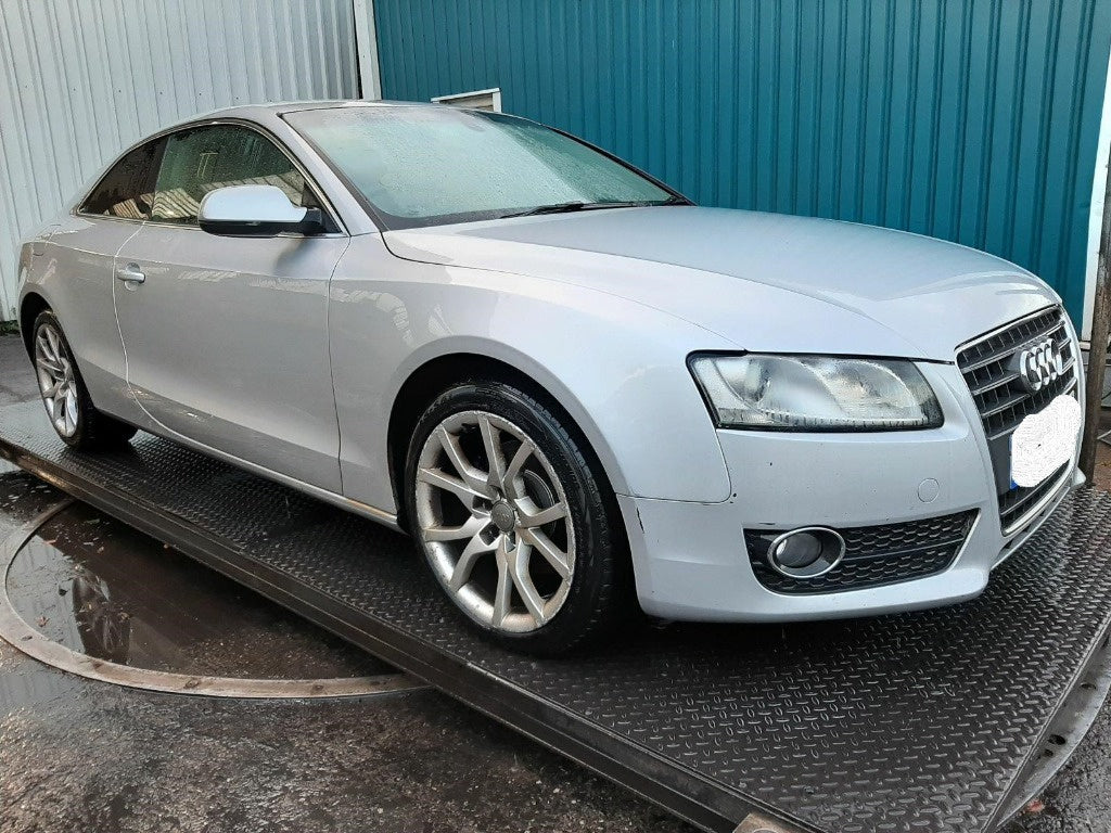 Dezmembrez Audi A5 2009 Coupe 2.0 TDI CAHA