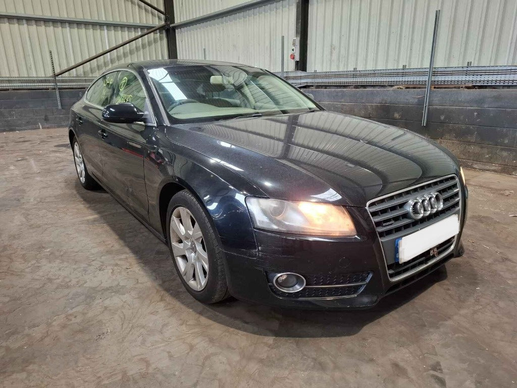 Dezmembrez Audi A5 2011 SPORTBACK 2.0 TFSI CDNC